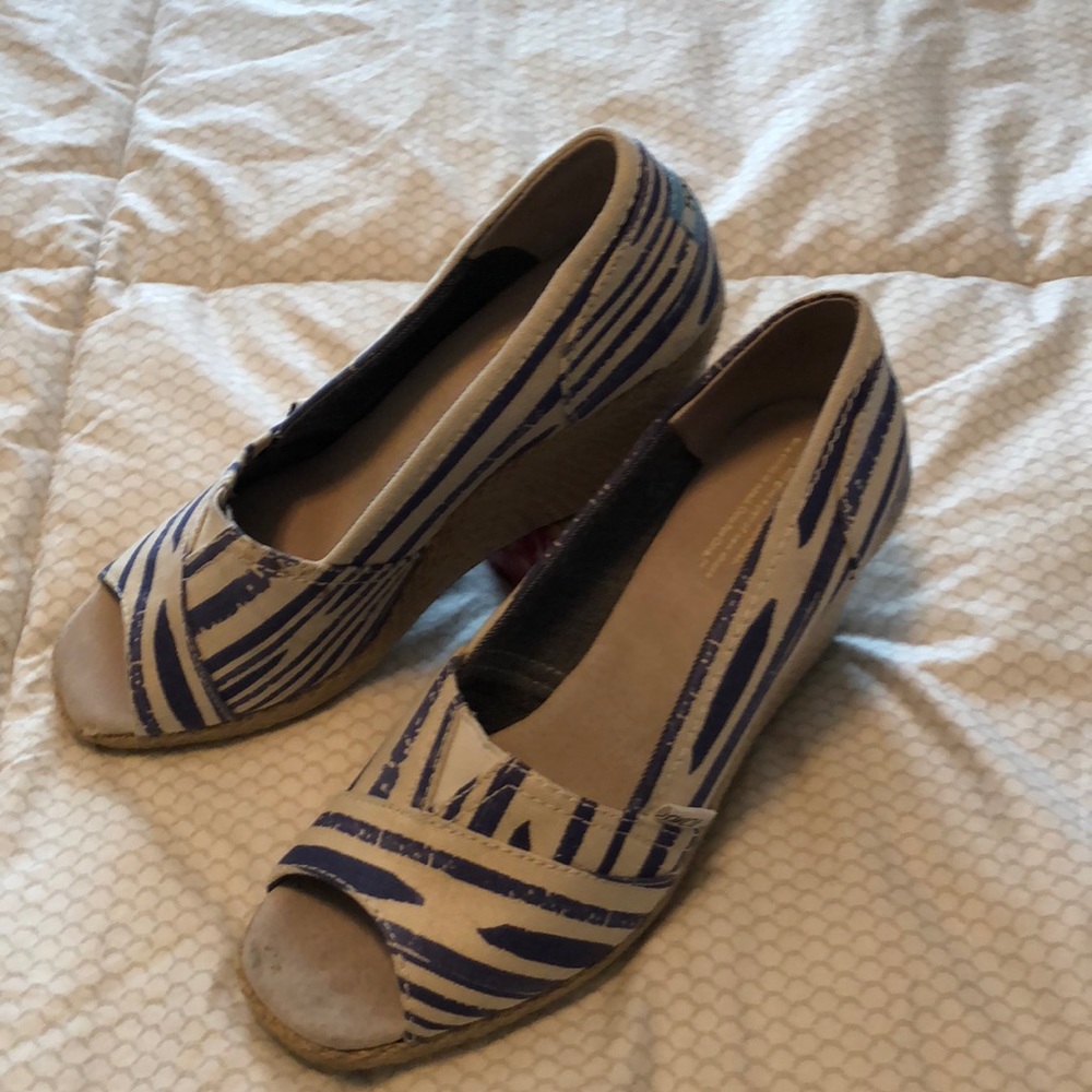 Toms Wedges